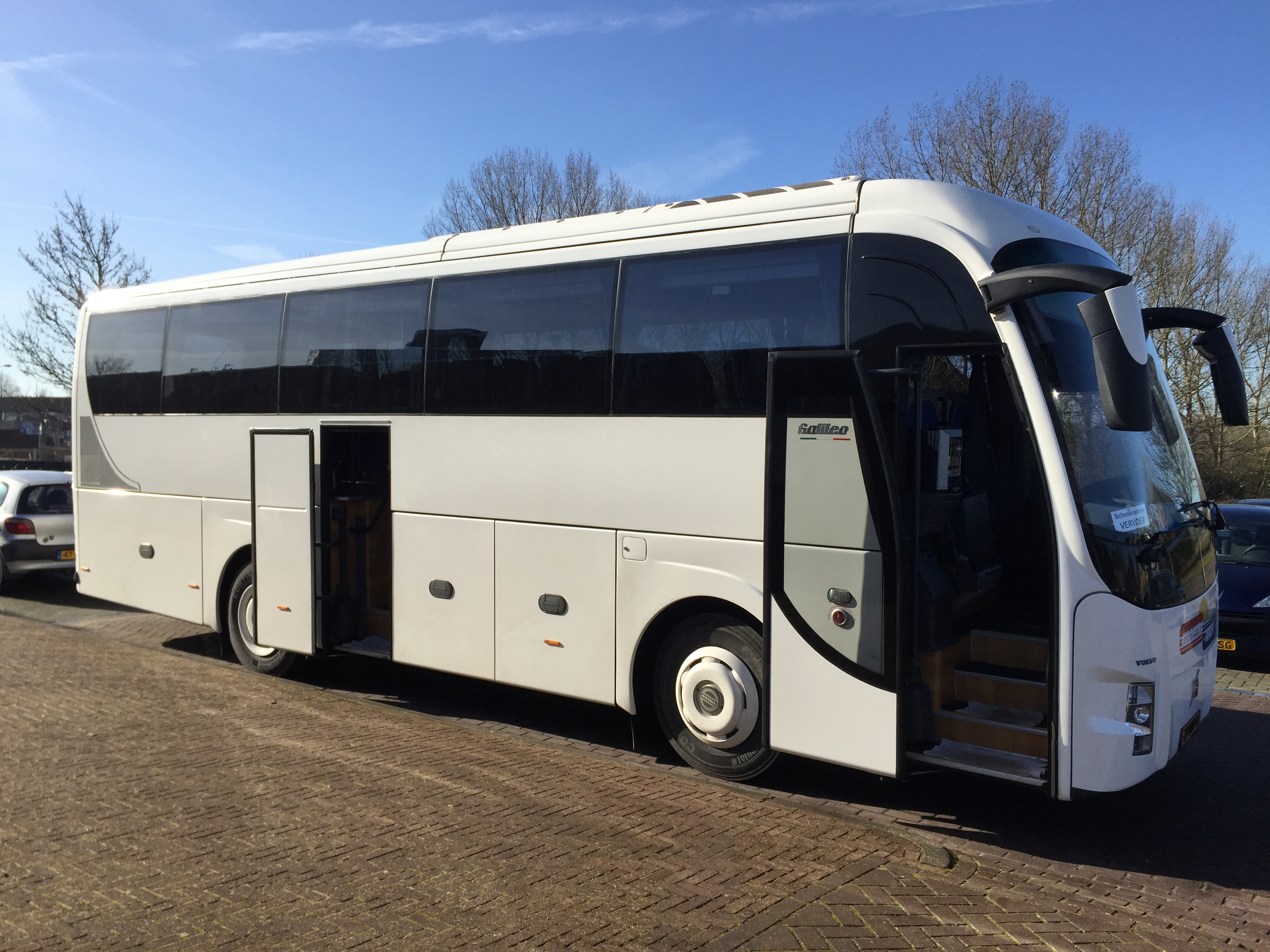 Kooistra Reizen Premium Touringcar en Taxi